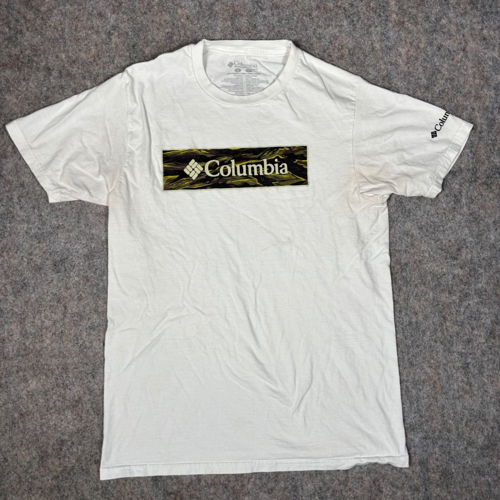 Columbia T-Shirt Mens Small White Camo Box Logo Short Sleeve Cotton Tee Gorpcore